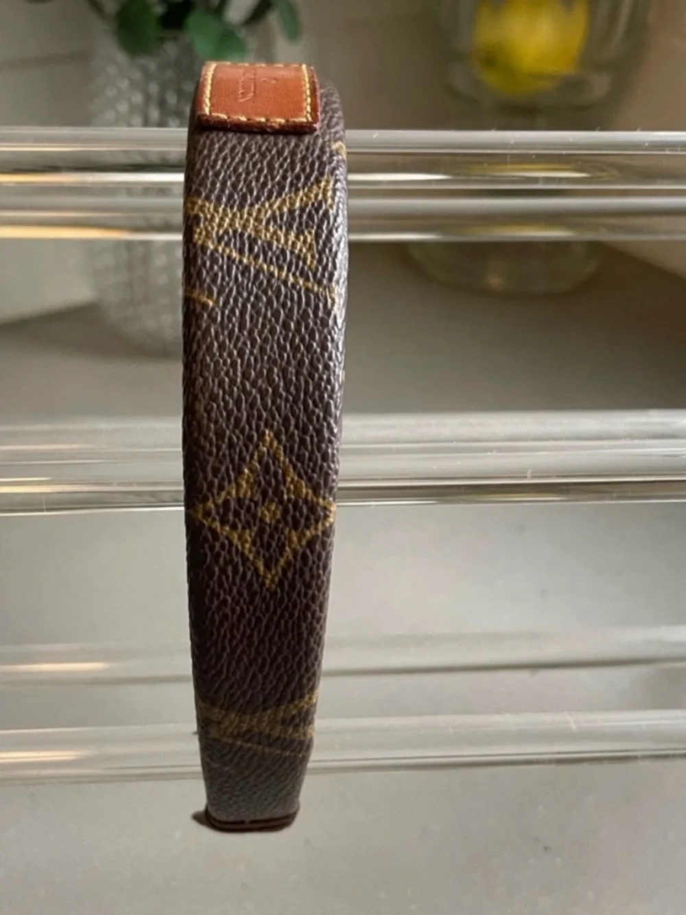 LV Custom Monogram Headband - Picture 4 of 4